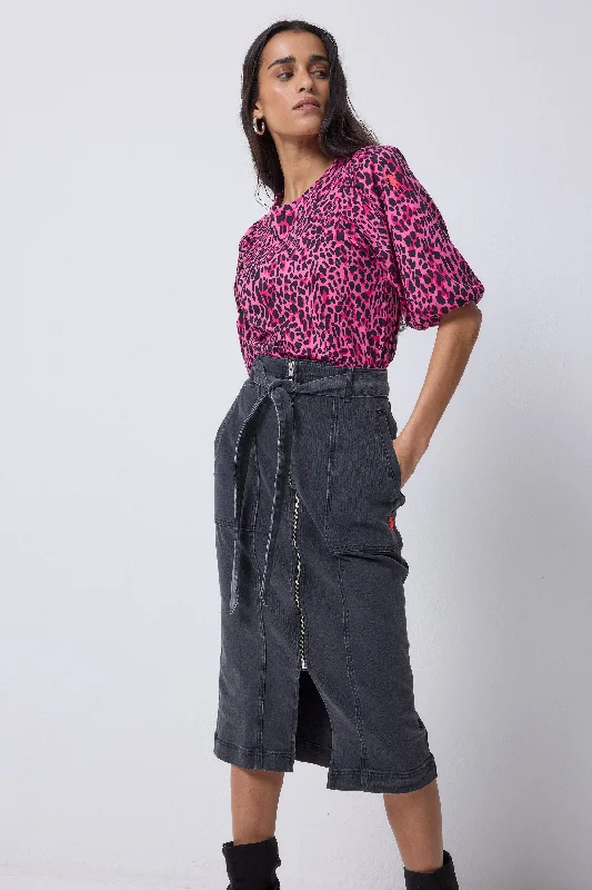 Casual And Casual Washed Black Zip Detail Denim Midi Skirt
